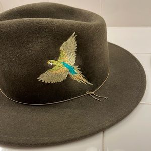 Gorgeous 100% Wool Hat by Van Palma